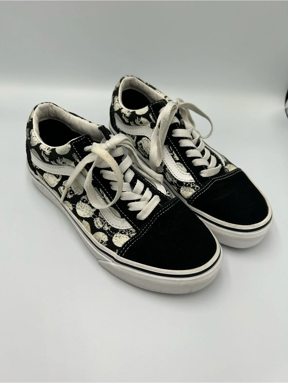 Vans Old Skool Glow-in-the-Dark Skulls Skate Shoes